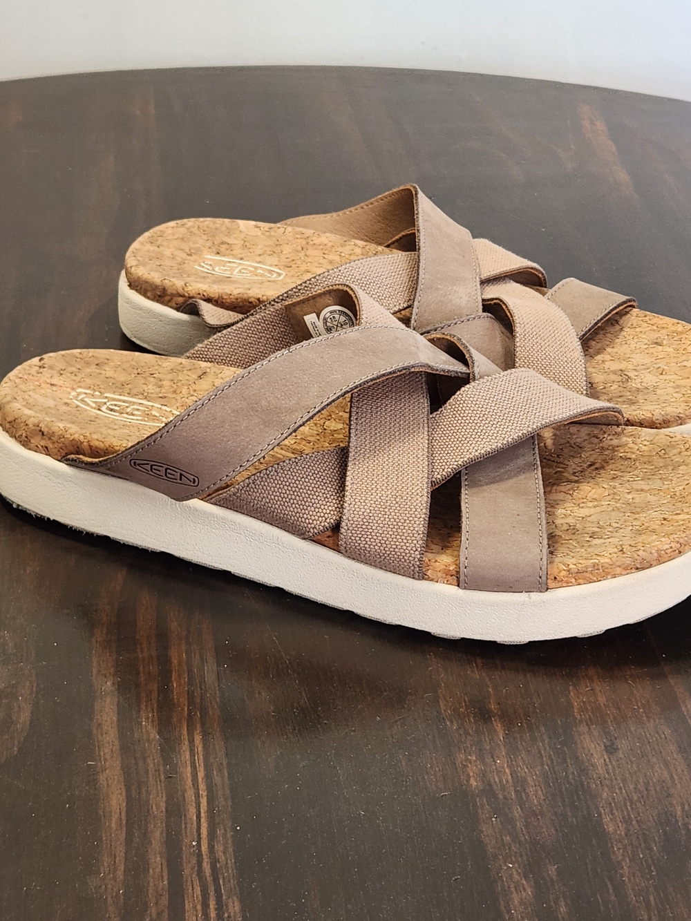KEEN Elle Mixed Slide Sandals Crisscross Cork Footbed Taupe Women's 10